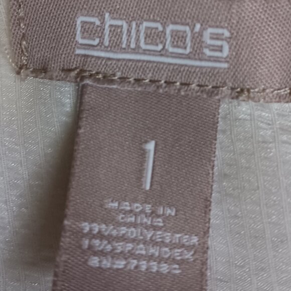 Chico Women's White Top Button Down size 1 (10 - 12) - Picture 3 of 8